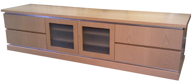 607-0530.jpg Large custom built entertainment unit